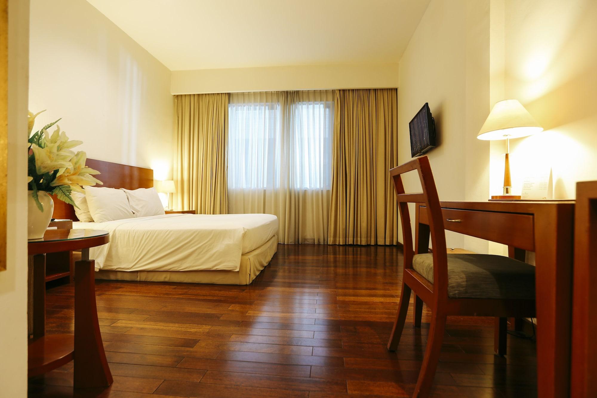 Hotel Santika 坤甸 外观 照片